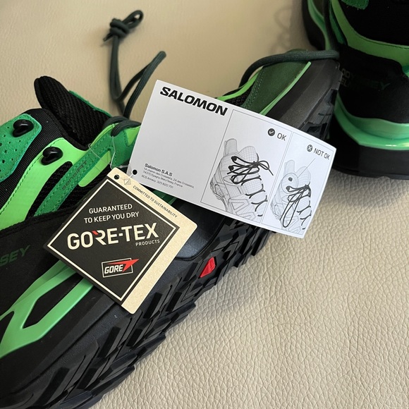 NWT - Salomon Men’s Odyssey Elmt Mid GTX Sneaker - US 9.5 / EU 43 1/3 - Picture 9 of 12